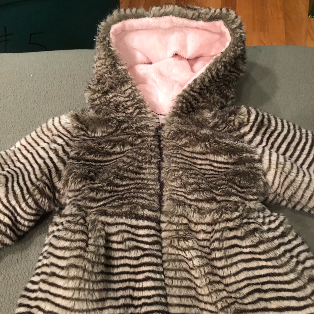 Girls Faux Fur 24months